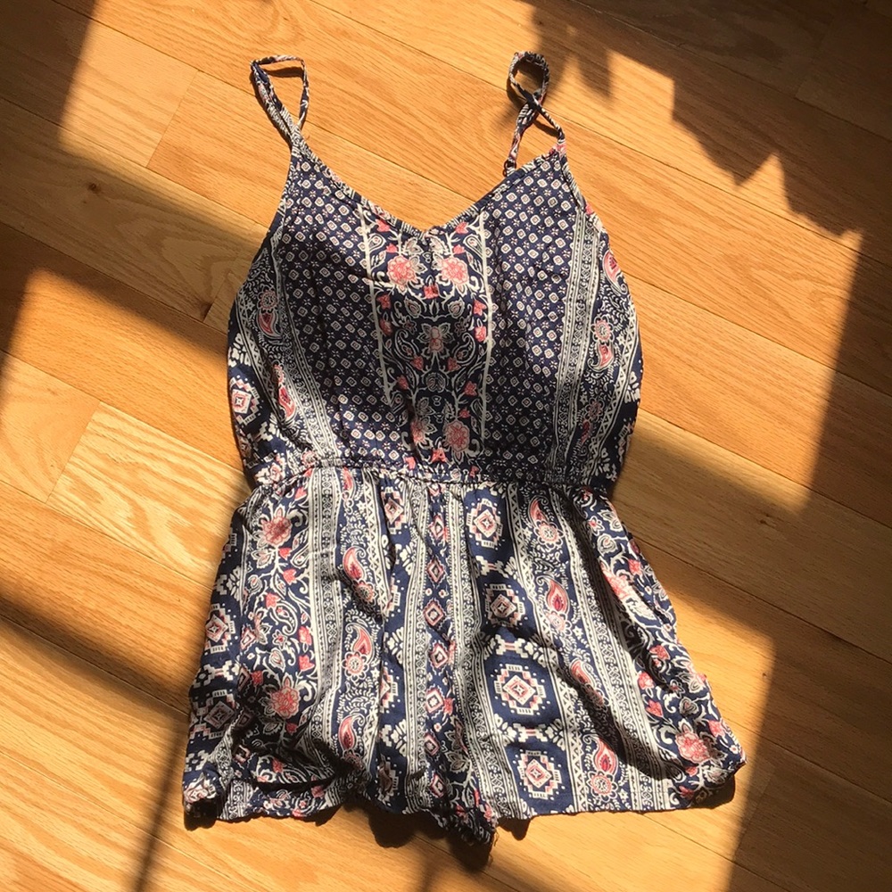 Patterned romper